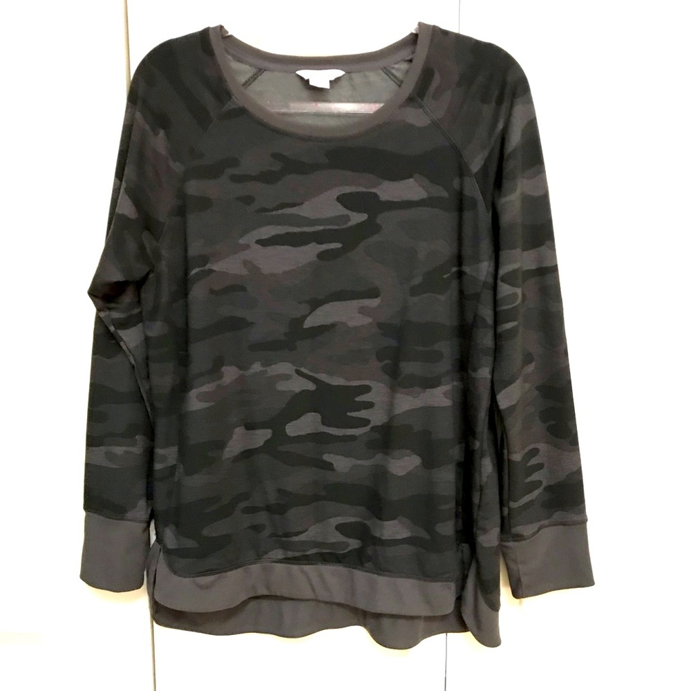 Danskin Sweatshirt Camo